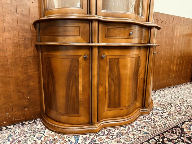 Klassieke-art-nouveau-Boekenkast