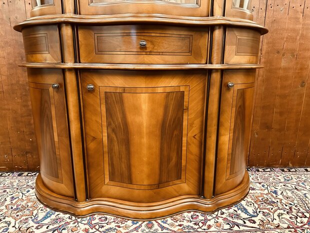 Klassieke-art-nouveau-Boekenkast