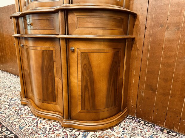 Klassieke-art-nouveau-Boekenkast