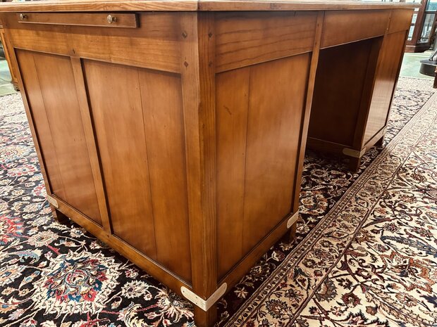 Klassiek-Italiaans-Assi-Dassolo-Bureau
