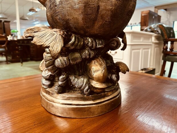 Vrouw-schelp-bronzen-fontein-14