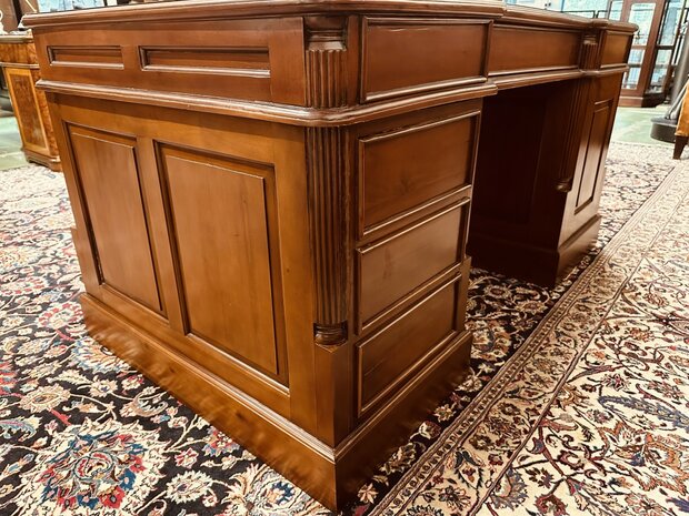 Engels-Bureau-Bruine-Inleg
