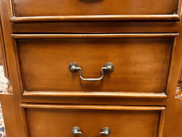 Engels-Bureau-Bruine-Inleg