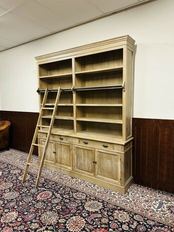 Landelijke-Blank-Eiken-Boekenkast