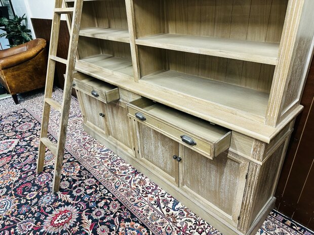 Landelijke-Blank-Eiken-Boekenkast
