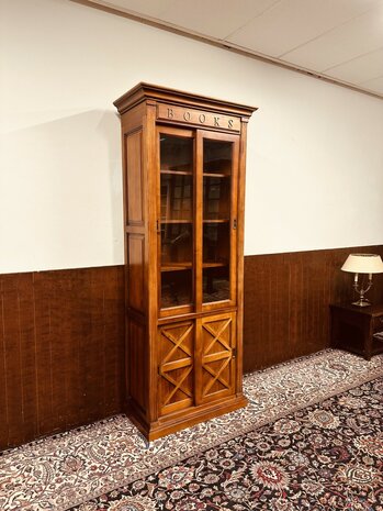 Klassiek-Engelse-Books-Boekenkast
