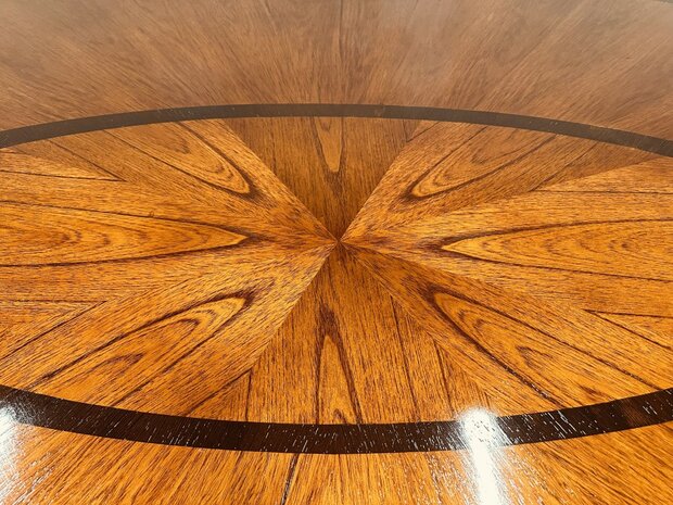Engelse-Globe-Wernicke-Vergadertafel