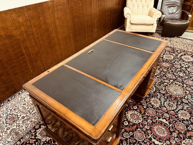 Klassiek-Italiaans-Assi-D'Asolo-Bureau