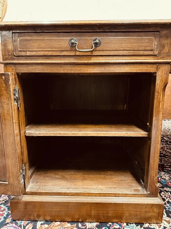 Groot-Engels-Eichholtz-Bureau-Partnerdesk