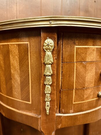 Klassieke-Franse-Barok-Sidetable