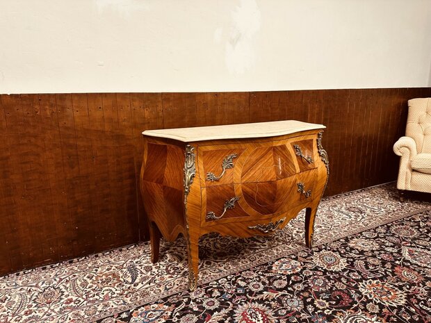 Klassieke-Franse-Barok-Dressoir