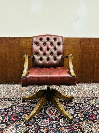 Klassiek-Engels-Antiek-Oud-Oxblood-Lederen-Bureaustel-President-Chair