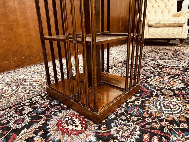 Klassiek-Engels-Antiek-Oud-Mahonie-Roterende-Boekenmolen