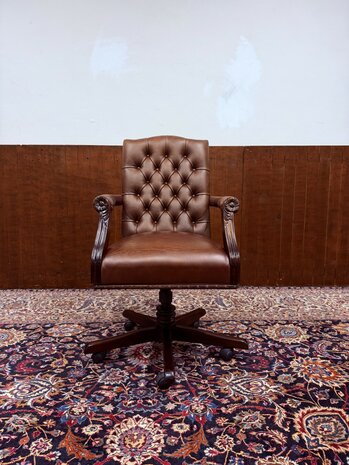 Engels-Antiek-Klassiek-Chesterfield-Bureaustoel-President-Chair-Bruin-Leder-1