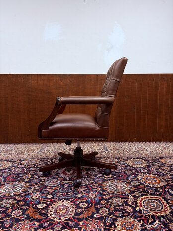 Engels-Antiek-Klassiek-Chesterfield-Bureaustoel-President-Chair-Bruin-Leder-2