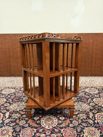 Antieke-klassieke-engelse-Oude-boekenmolen-draaibare-boekenkast-8