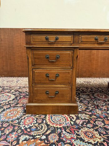 Klassiek-Engels-Antiek-Oud-Eikenhout-Eichholtz-Bureau-Desk-8