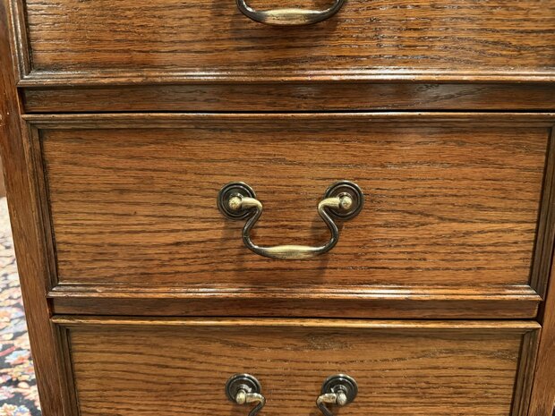 Klassiek-Engels-Antiek-Oud-Chesterfield-Eikenhout-Bureau-Desk-Partnerdesk-Zwart-Leder-Inleg