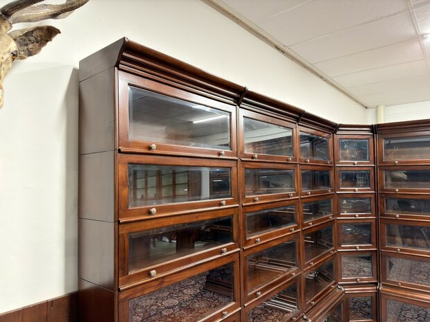 Klassiek-Engels-Antiek-Oud-Chesterfield-Globe-Wernicke-Stijl-Boekenkast-Bibliotheekkast-Hoekkast