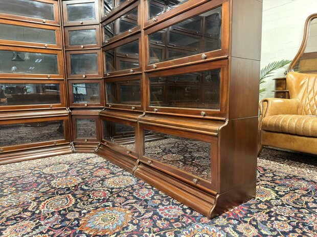 Klassiek-Engels-Antiek-Oud-Chesterfield-Globe-Wernicke-Stijl-Boekenkast-Bibliotheekkast-Hoekkast