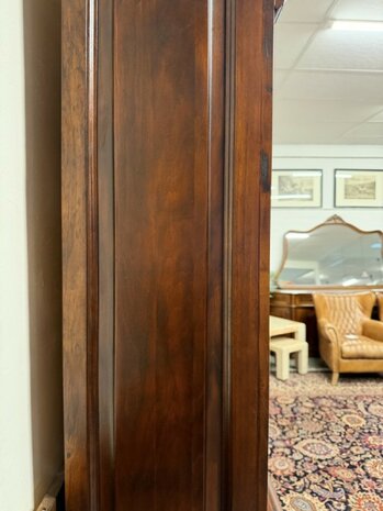 Klassiek-Engels-Antiek-Oud-Chesterfield-Apothekerskast-Boekenkast