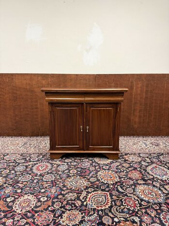 Klassiek-Engels-Oud-Antiek-Chesterfield-Mahoniehouten-Dressoir-Kantoorkast-Sidetable