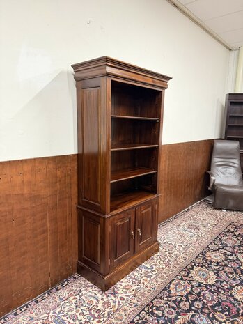 Klassiek-Engels-Oud-Antiek-Chesterfield-Mahoniehouten-Boekenkast