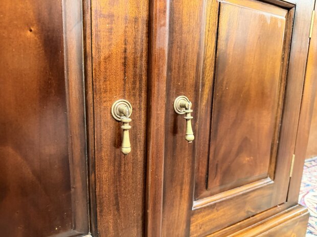 Klassiek-Engels-Oud-Antiek-Chesterfield-Mahoniehouten-Boekenkast