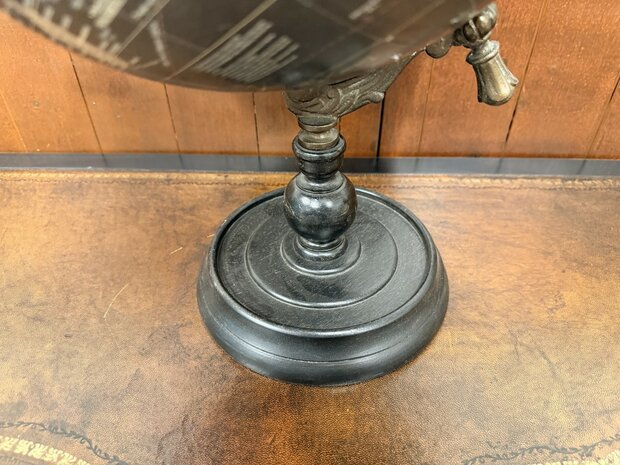 Klassiek-Engels-Antiek-Oud-Chesterfield-Globe-Wereldbol-Tafelmodel-4