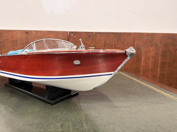 Schaalmodel-Modelboot-Riva-Aquarama-Met-Certificaat-6