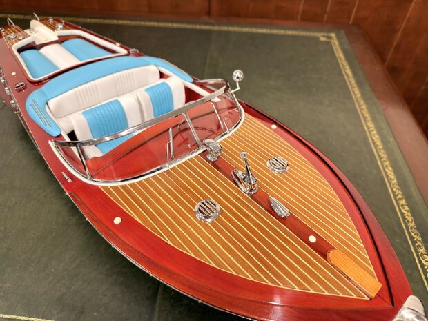 Schaalmodel-Modelboot-Riva-Aquarama-Met-Certificaat-16