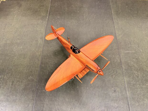 Klassiek-Engels-Antiek-Oud-Mahoniehouten-Modelvliegtuig-Schaalvliegtuid-Spitfire-Vliegtuig