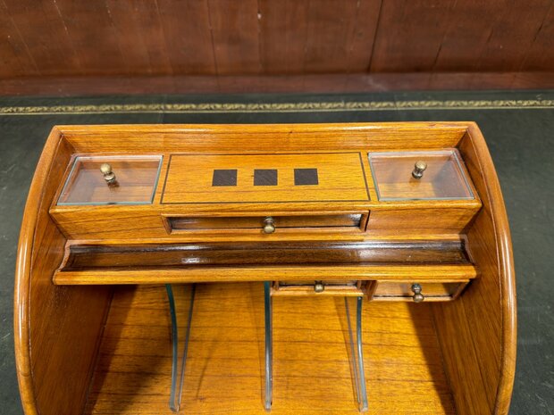 Klassiek-Antiek-Engels-Oud-Chesterfield-Globe-Wernicke-Bureau-Desk-Organizer