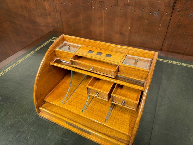 Klassiek-Antiek-Engels-Oud-Chesterfield-Globe-Wernicke-Bureau-Desk-Organizer