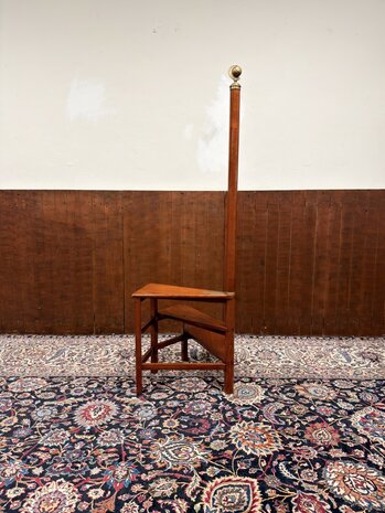 Klassiek-Engels-Antiek-Oud-Chesterfield-Originele-Globe-Wernicke-Trap-Bibliotheektrap