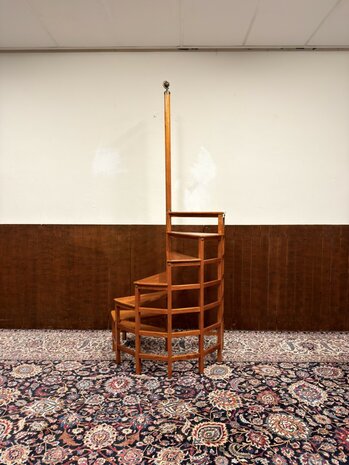 Zeer-Grote-Klassiek-Engels-Antiek-Oud-Chesterfield-Originele-Globe-Wernicke-Trap-Bibliotheektrap
