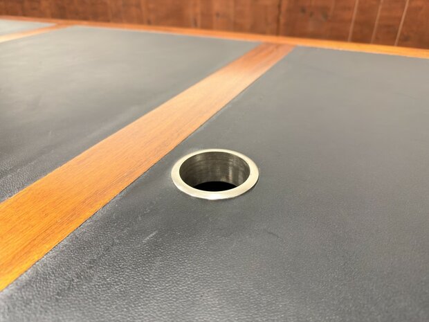 Groot-Klassiek-Engels-Antiek-Oud-Chesterfield-Bureau-Desk-Partnerdesk-met-Zwart-Leder-Ingelegd