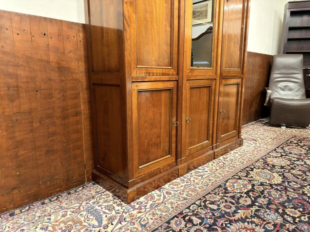 Klassiek-Italiaans-Antiek-Oud-Assi-D'asolo-Boekenkast-Kast