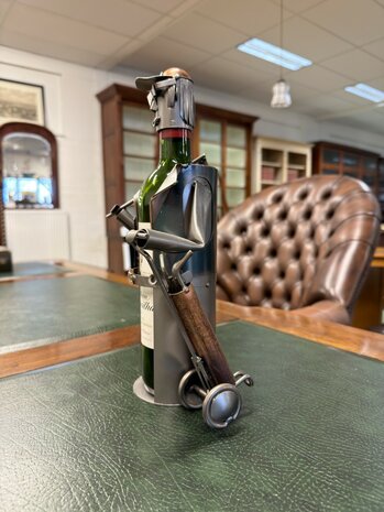 Wijnfles-Houder-als-Golfer