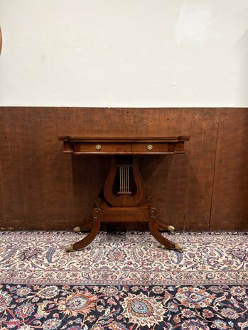 Klassieke-Antiek-Oude-Engelse-Mahoniehout-Contrabas-Sidetable-Bijzettafel