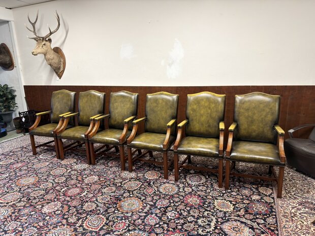 Klassiek-Engels-Antiek-Oud-Chesterfield-Set-Stoelen-Eetkamerstoelen-Stoel