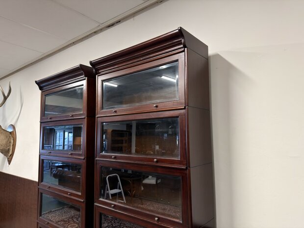 Klassiek-Oud-Antiek-Engels-Chesterfield-Mahonie-Globe-Wernicke-Boekenkast-Kast-Bibliotheekkast