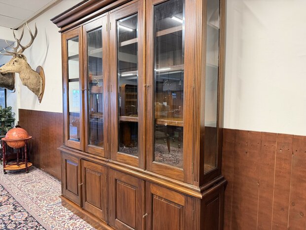 Klassiek-Engels-Antiek-Oud-Chesterfield-Mahonie-Buffetkast-Boekenkast-Kast