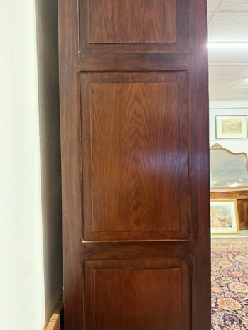 Klassiek-Engels-Antiek-Oud-Chesterfield-Eikenhout-Boekenkast-Bibliotheekkast-Kast