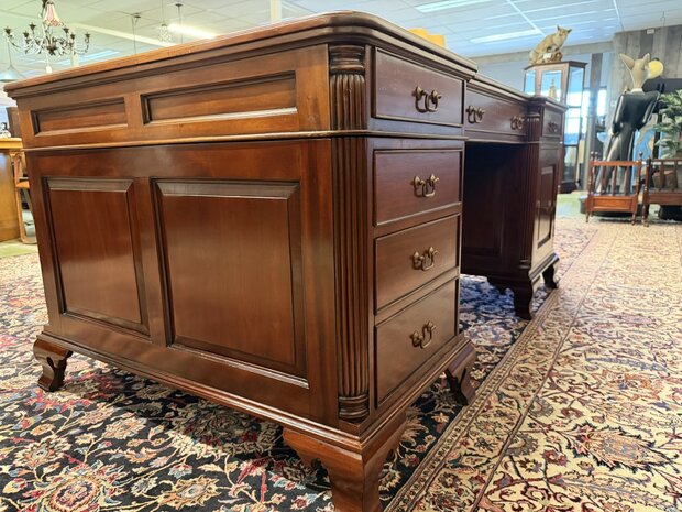 Klassiek-Oud-Antiek-Engels-Chesterfield-Vintage-Bureau-Bureel-Desk-Partnerdesk-Mahonie-Groen-Leder-6