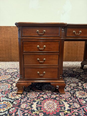 Klassiek-Oud-Antiek-Engels-Chesterfield-Bureau-Bureel-Desk-Partnerdesk-Mahonie-Groen-Leder-9