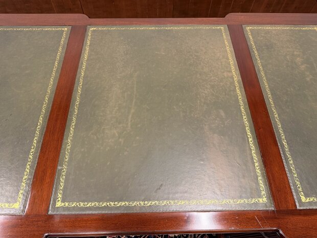 Klassiek-Oud-Antiek-Engels-Chesterfield-Bureau-Bureel-Desk-Partnerdesk-Mahonie-Groen-Leder-17