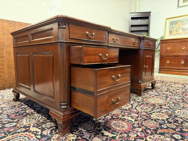 Klassiek-Engels-Oud-Antiek-Chesterfield-Vintage-Bureau-Partnerdesk-Desk-met-Groen-Leder-Ingelegd
