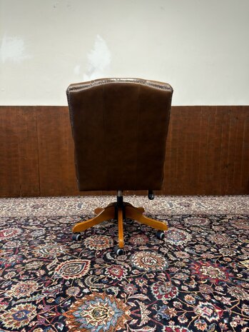 Klassiek-Engels-Antiek-Oud-Chesterfield-Vintage-Bureaustoel-President-Chair-Bruin-Leder