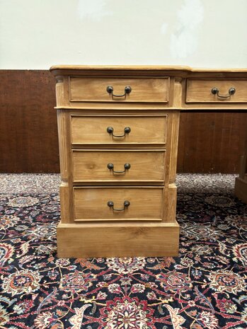 Klassiek-Engels-Antiek-Oud-Chesterfield-Vintage-Bureau-Desk-Teakhout-met-Bruin-Leder-Ingelegd